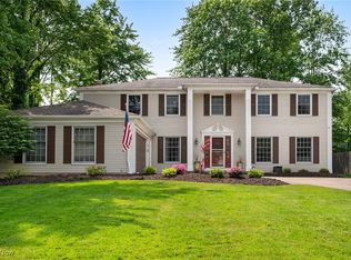 16711 Beech Cir, Strongsville, OH