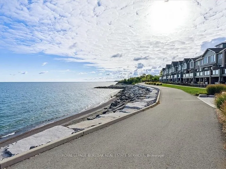 10 Esplanade Ln #215 — Photo 37