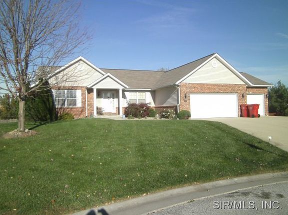 3rd image of 5244 Saluki Dr