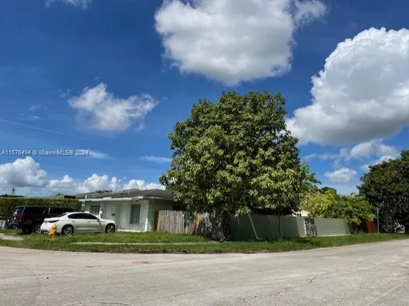 10001 SW 23rd Ter #10001, Miami, FL 33165