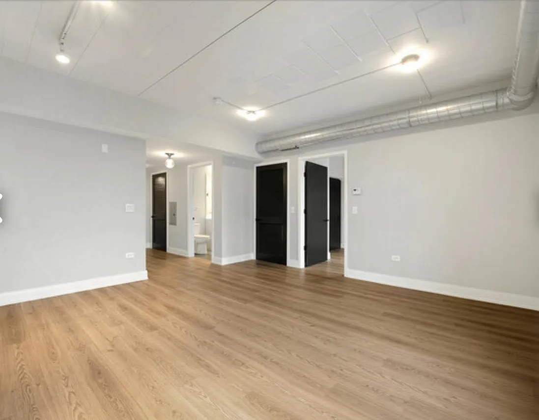1 bed, 698 sqft, $2,600 — Photo 3