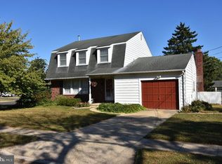 900 Schisler Dr, Florence, NJ 08518