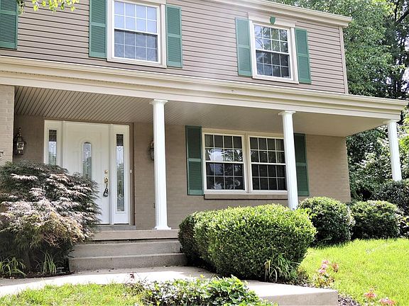 3rd image of 7843 Eglington Ct