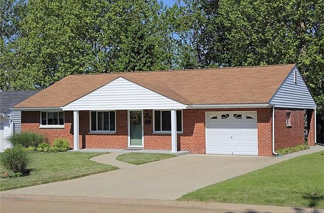 1st image of 1939 Brassie Dr
