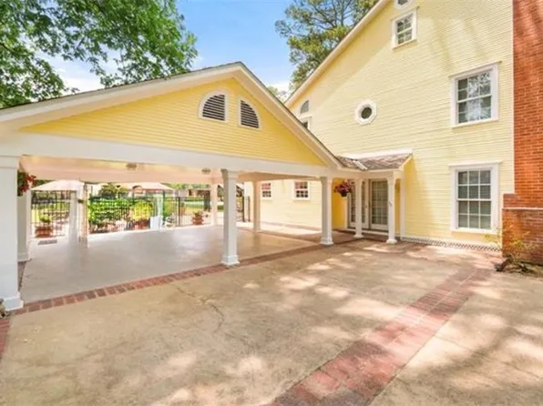 4513 Woodlawn Dr, Ball, LA 71405