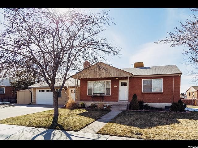 1st image of 965 N Garden Dr