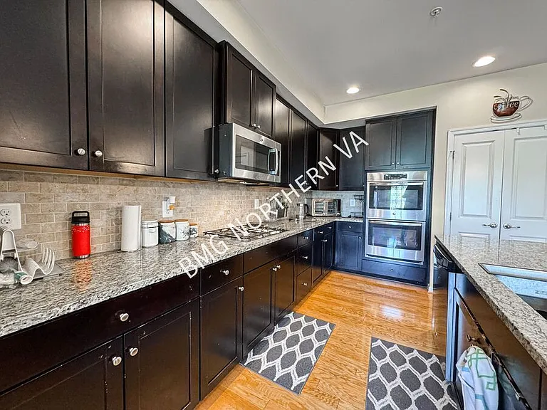 3190 Yeager Dr — Photo 10