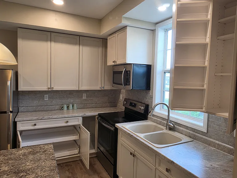 349 W Military Ave #4 — Photo 3