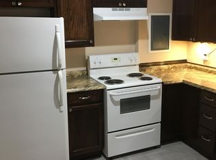 126 Granville St #B, Oxford, NC 27565