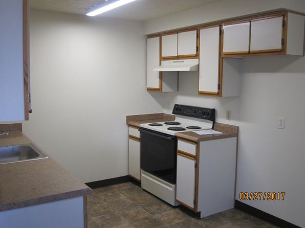 495 NW 8th St