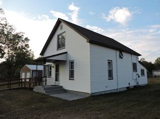 136 W 5th St, Morley, MI