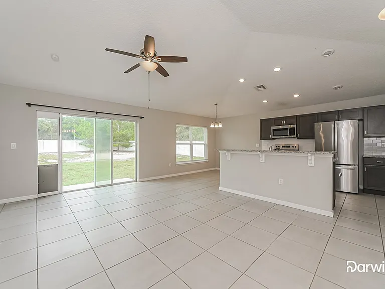 381 Hibiscus Dr — Photo 5