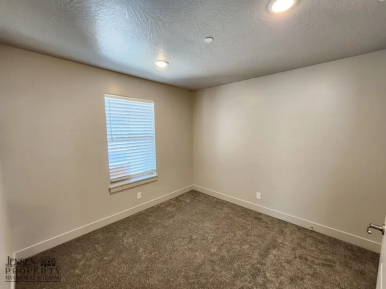 133 N Rock Canyon St #J105 — Photo 16