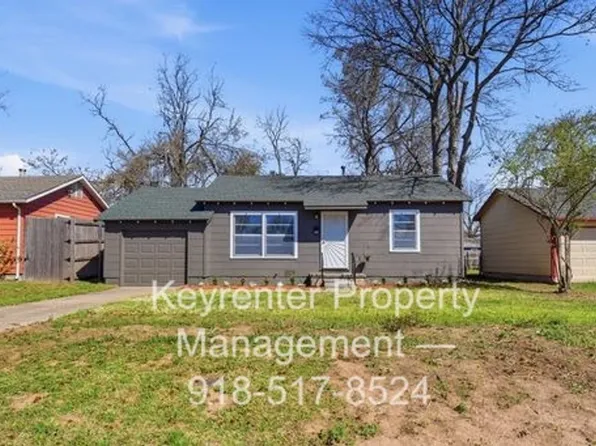 229 E 45th Pl, Tulsa, OK 74105