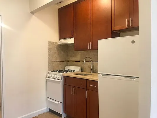 Rented by Oxford Property Group | media 13