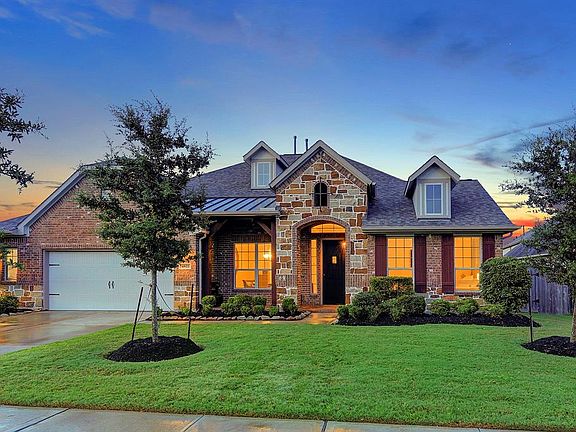 2nd image of 4822 Legend Creek Dr