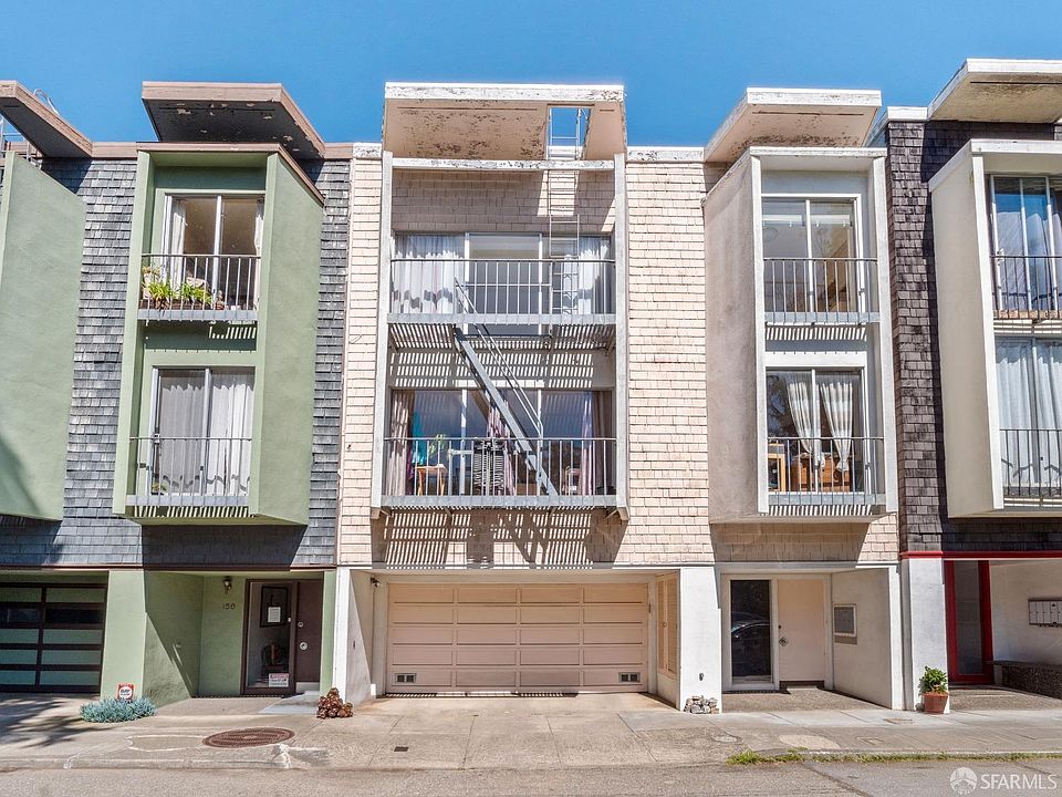 1st image of 160 Locksley Ave