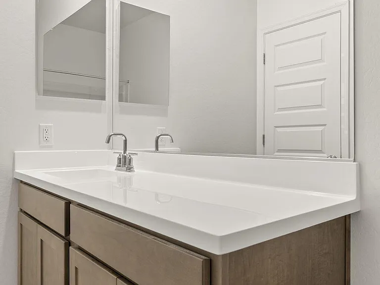 24050 W Flores Dr — Photo 15