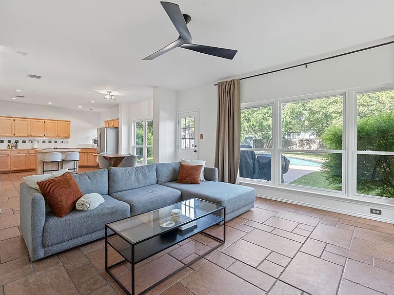 7604 Vail Valley Dr — Photo 11