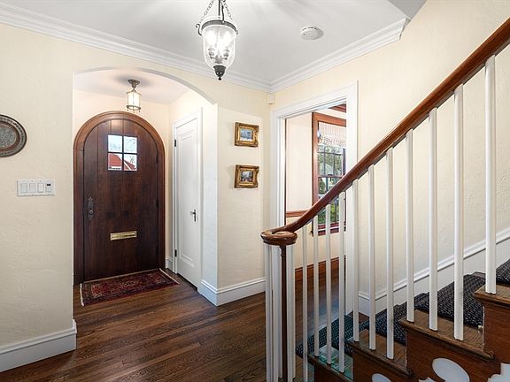 3rd image of 49 Whittier Rd