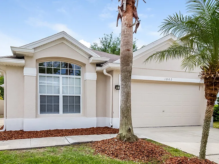 1802 Meadow Pond Way — Photo 1