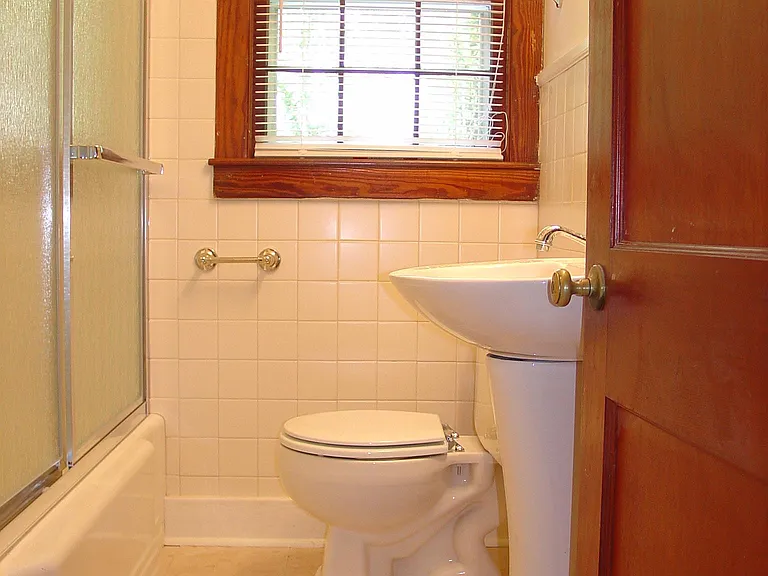 102 Caldwell St — Photo 8