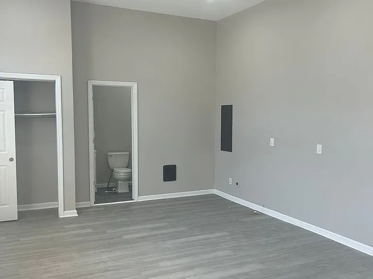 3098 1/2 Ruth Street — Photo 11
