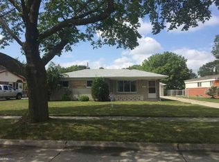 30219 Rosenbusch Dr, Warren, MI 48088