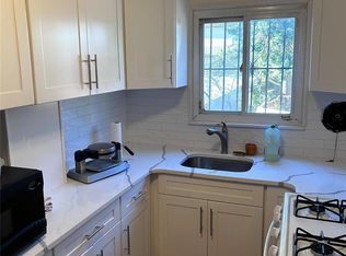 17821 Zoller Rd, Jamaica, NY 11434