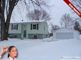 1602 3rd Street Ct W, Milan, IL 61264