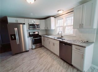 40 Durant Ave, Bethel, CT 06801