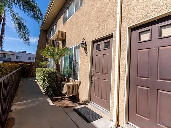 4th image of 1321 Greenfield Dr Unit 28