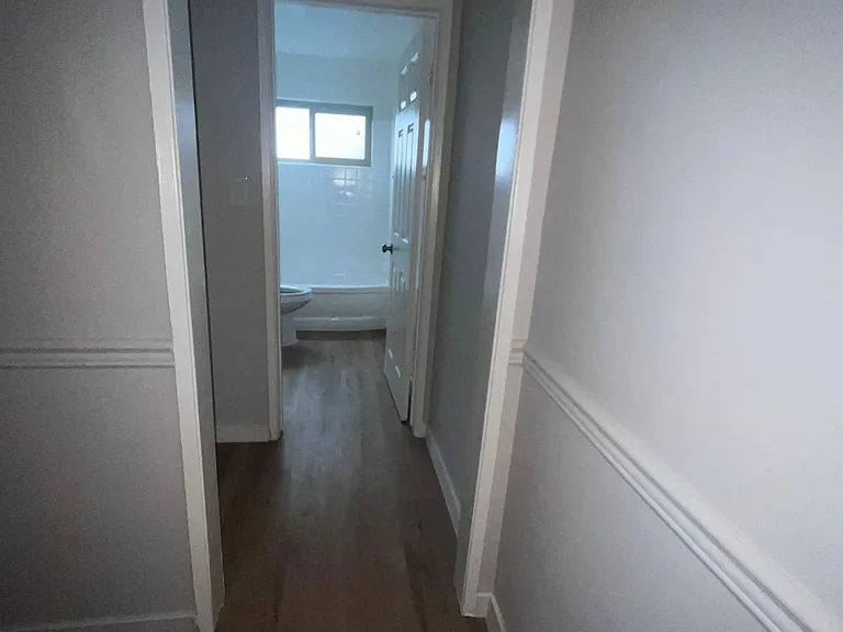 210 W Lemon Ave — Photo 7