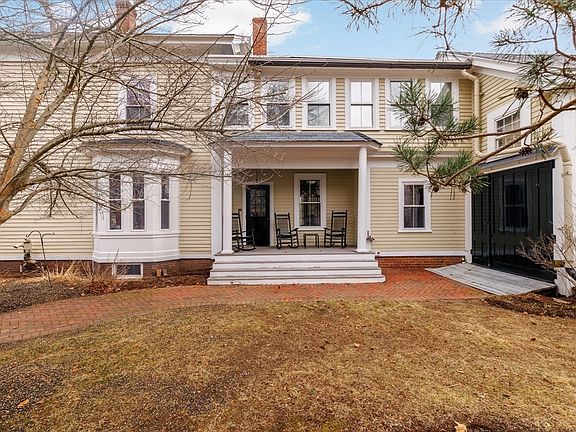 2nd image of 14 Maple St