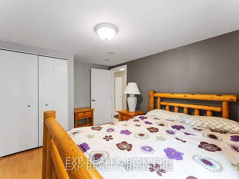 40 Nepean St #1607 — Photo 27