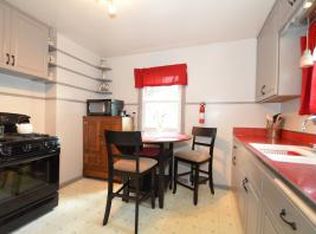 3301 S 25th St, Milwaukee, WI 53215