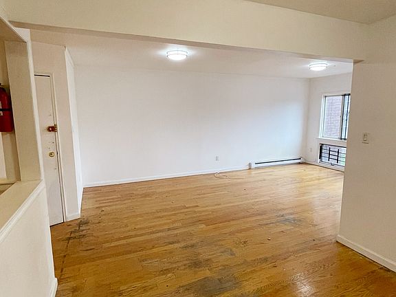 3rd image of 2341 Corporal Kennedy St Floor 3