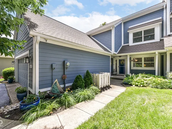 8172 River Bay Dr E, Indianapolis, IN 46240