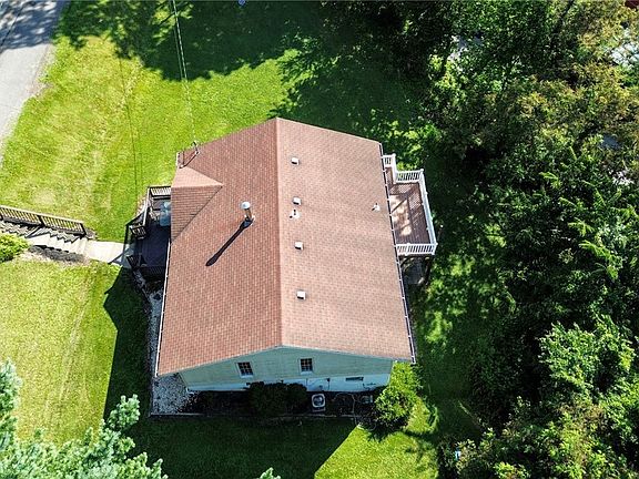 5th image of 1551 Weddell Rd