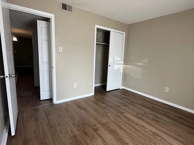 2835 Los Gatos Ct #3 — Photo 12