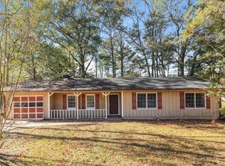 3866 Misty Bleau Dr, Powder Springs, GA 30127