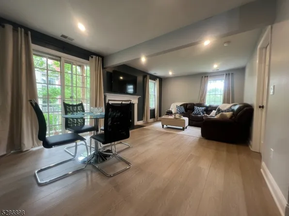 343 Potomac Dr #343, Bernards Twp., NJ 07920