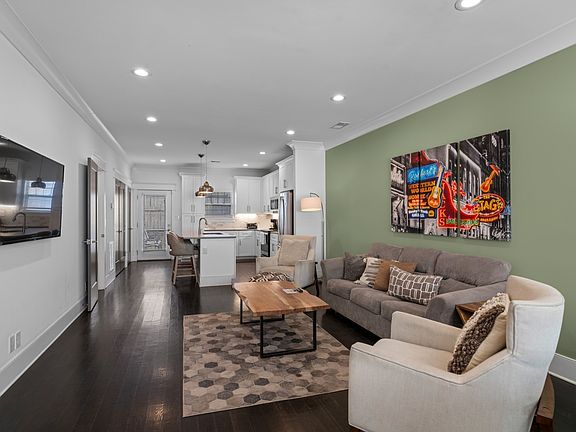 2nd image of 6511 Robertson Ave APT 4