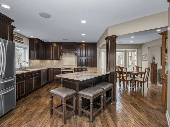 13975 Granada Ct, Apple Valley, MN 55124