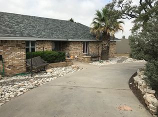 913 Fountain Dr, Carlsbad, NM 88220