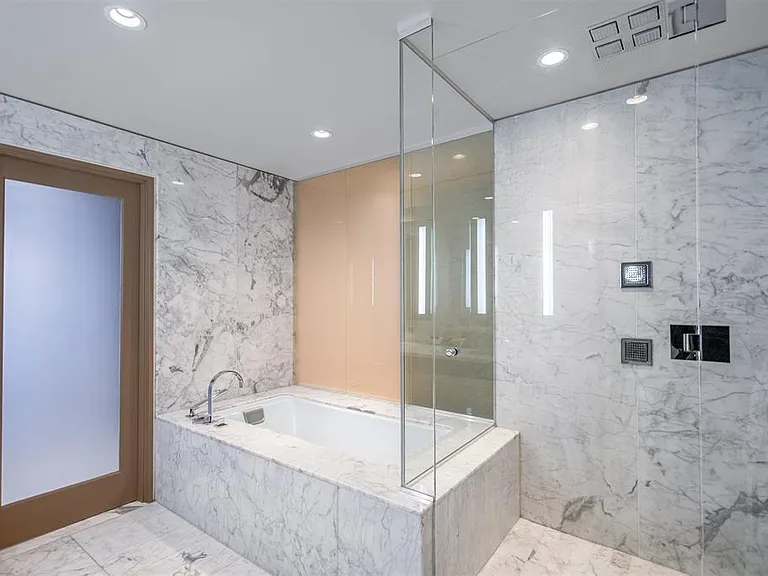 1011 Cordova St W #4103 — Photo 17