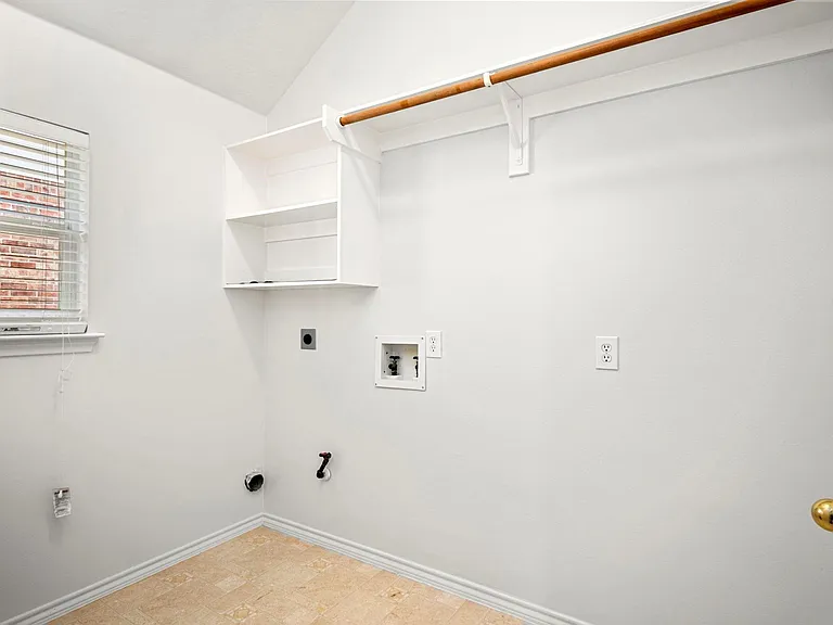 9907 Brandywood Cir — Photo 20