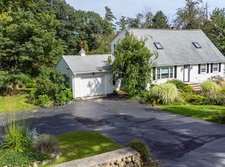 15 Marblehead Rd, Windham, NH 03087