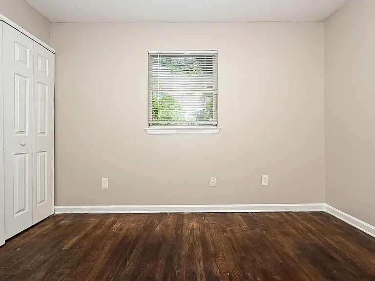 6637 Imperial Dr — Photo 12