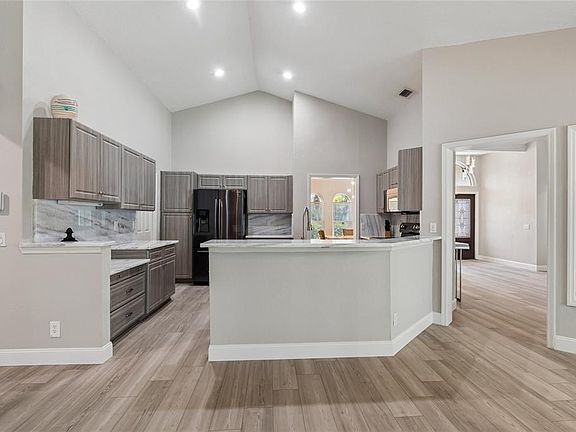 3rd image of 4227 AUSTON WAY